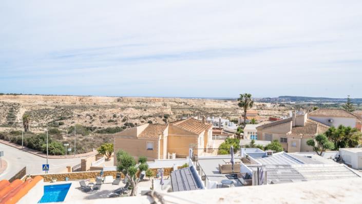 Image No.42-3 Bed Villa for sale