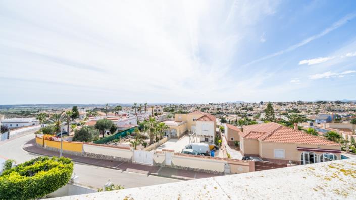 Image No.43-3 Bed Villa for sale