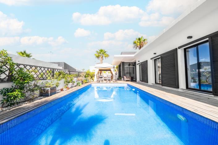 Image No.48-3 Bed Villa for sale