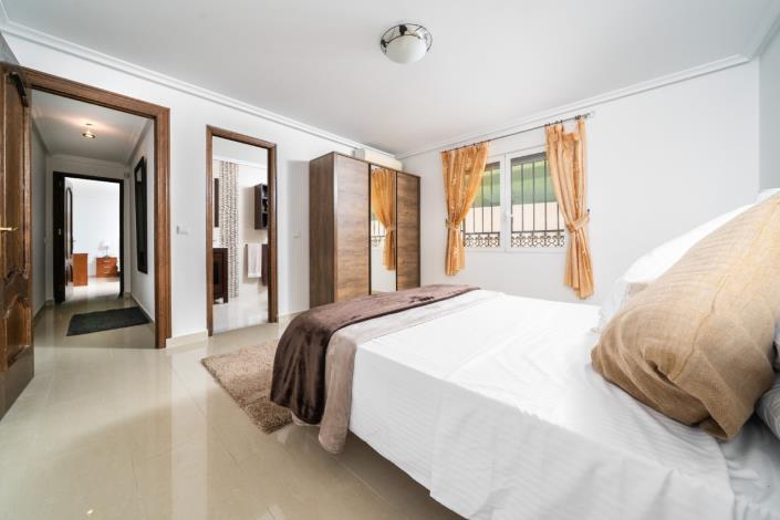 Image No.29-6 Bed Villa for sale