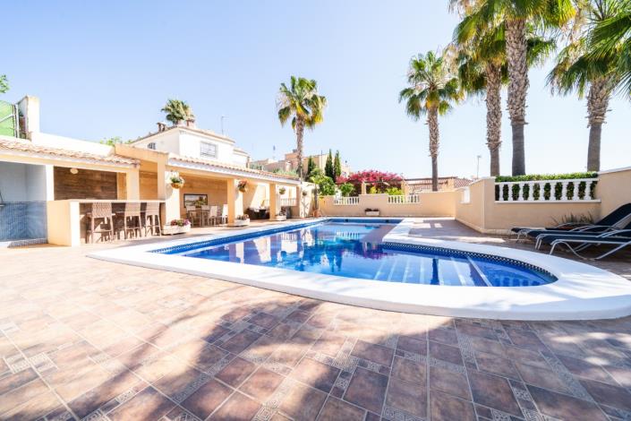 Image No.55-6 Bed Villa for sale