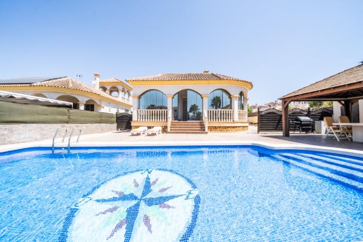 Image No.4-3 Bed Villa for sale