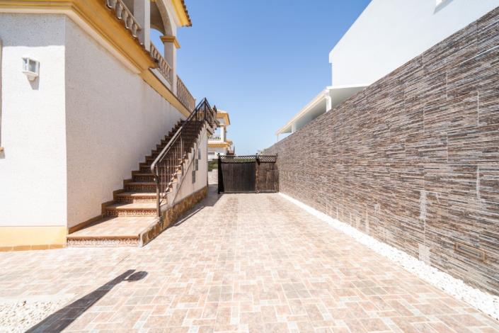 Image No.32-3 Bed Villa for sale