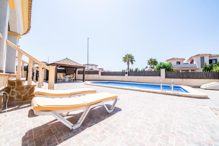 Image No.47-3 Bed Villa for sale