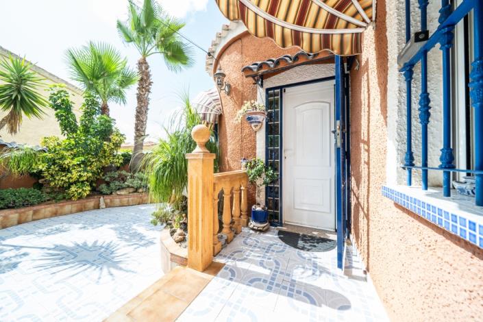 Image No.19-2 Bed Villa for sale