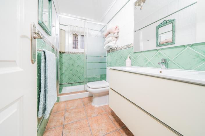 Image No.35-2 Bed Villa for sale