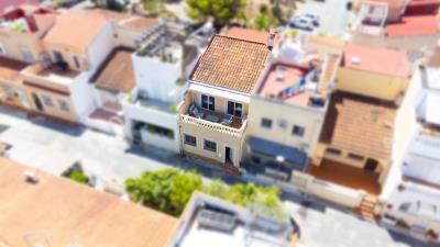 Townhouse-for-Sale-in-La-Marina--1---Portals-