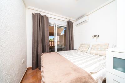 Townhouse-for-Sale-in-La-Marina--12---Portals-