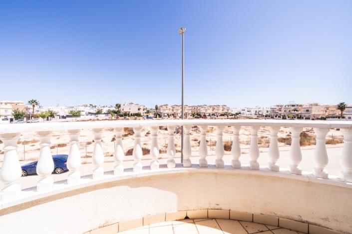 Image No.30-3 Bed Villa for sale