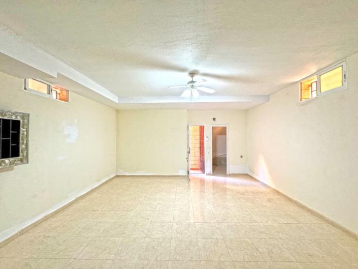 Image No.26-3 Bed Villa for sale