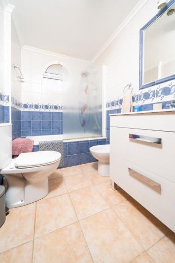 Image No.31-3 Bed Quad for sale