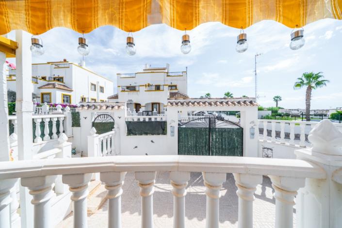 Image No.12-3 Bed Villa for sale