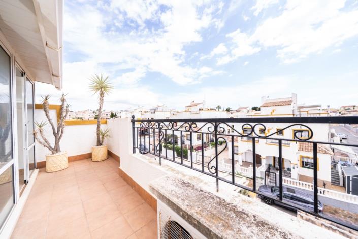 Image No.39-3 Bed Villa for sale