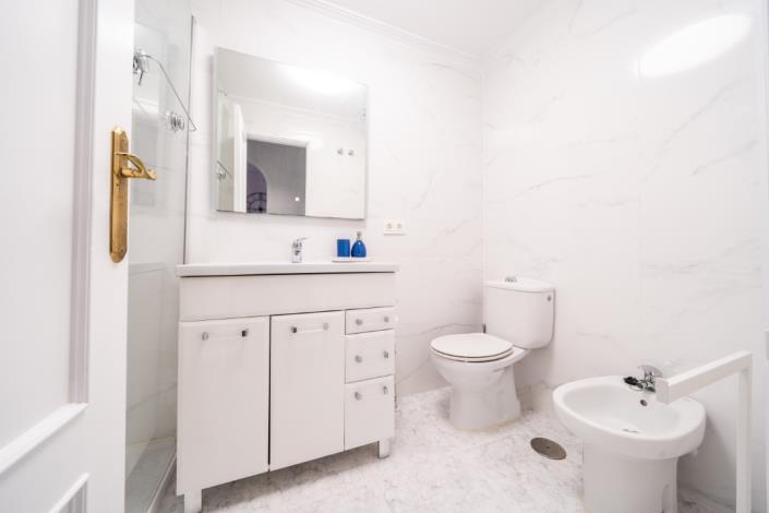 Image No.23-2 Bed Apartment for sale