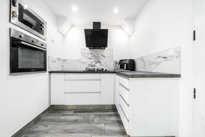 Image No.19-3 Bed Quad for sale