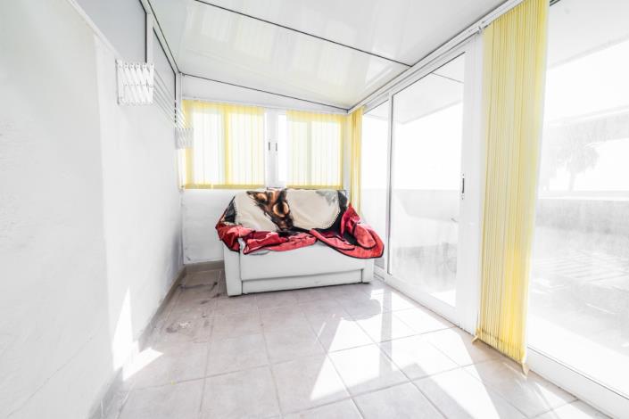 Image No.31-3 Bed Quad for sale