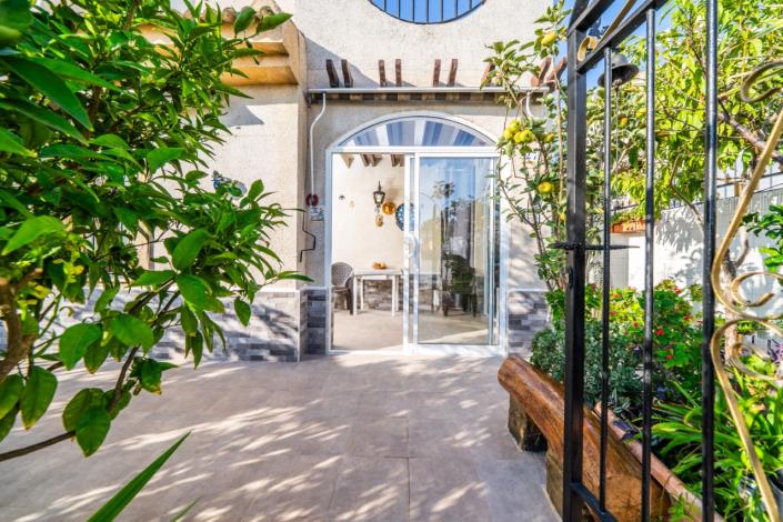 Image No.6-4 Bed Villa for sale