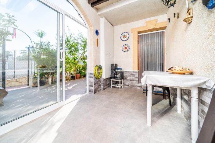 Image No.12-4 Bed Villa for sale