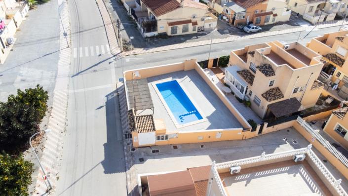 Image No.5-Jumelé de 2 chambres à vendre à La Marina