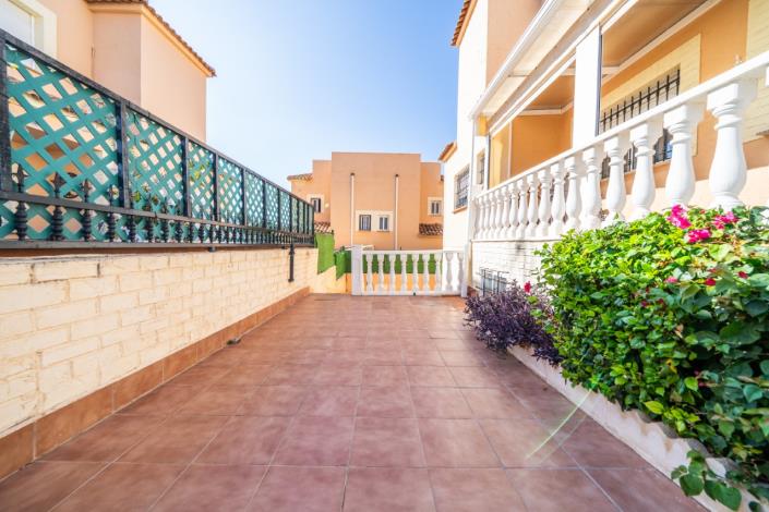 Image No.8-Jumelé de 2 chambres à vendre à La Marina