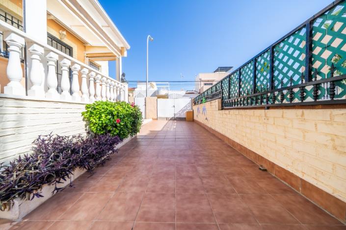 Image No.9-Jumelé de 2 chambres à vendre à La Marina