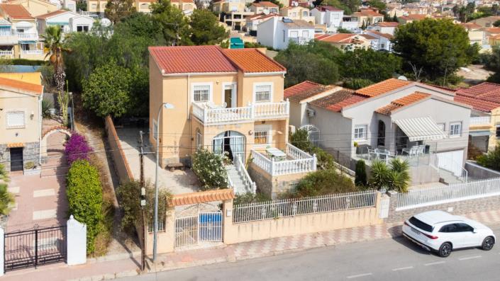 Image No.3-5 Bed Villa for sale