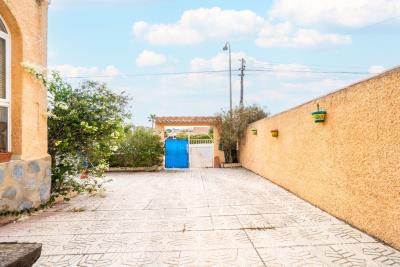 Detached-property-for-sale-in-Costa-Blanca--6---Portals-