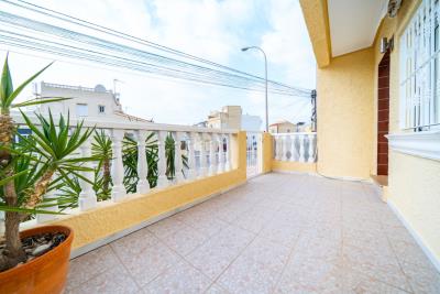 Terraced-house-for-sale-in-La-Marina--6---Portals-