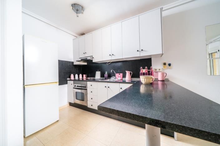 Image No.10-2 Bed Townhouse for sale