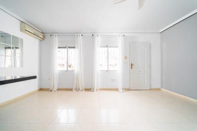 Terraced-house-for-sale-in-La-Marina--11---Portals-