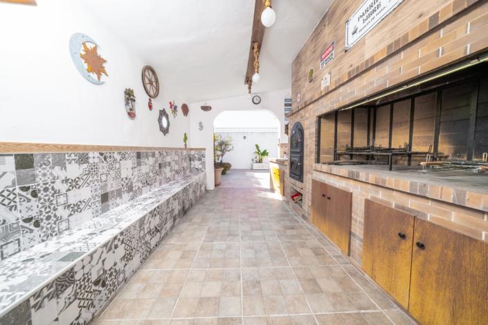 Image No.10-4 Bed Villa for sale