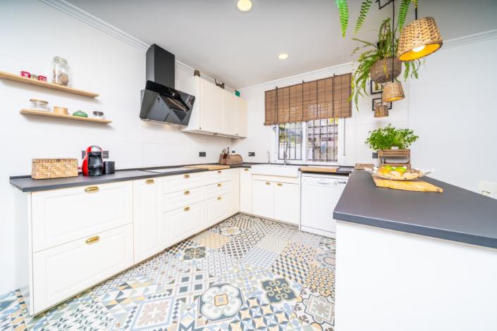 Image No.16-4 Bed Villa for sale