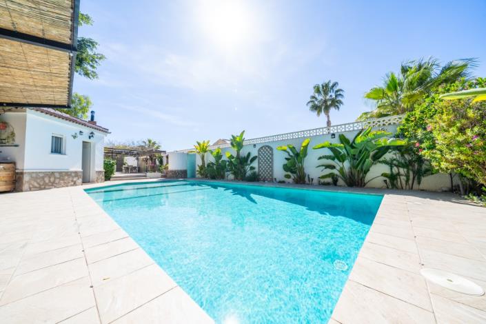 Image No.56-4 Bed Villa for sale