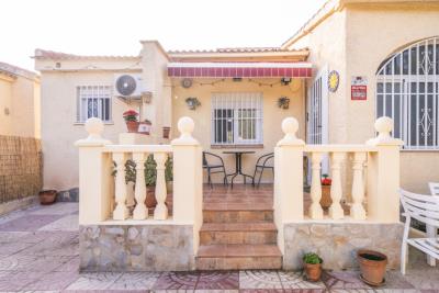 Detached-Property-For-Sale-In-La-Marina---10---Portals-