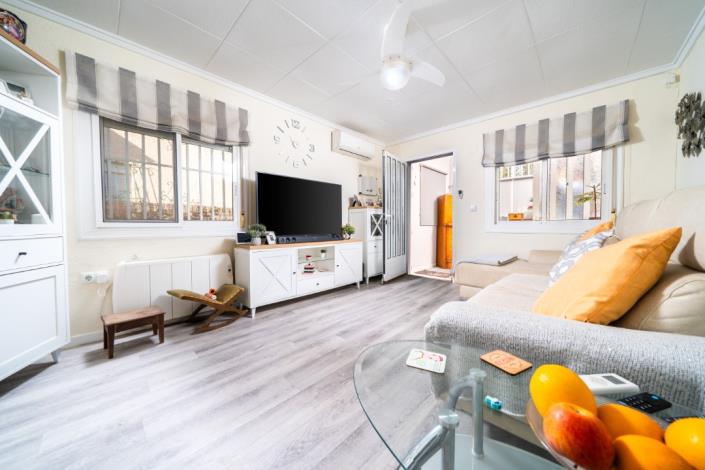 Image No.18-3 Bed Villa for sale