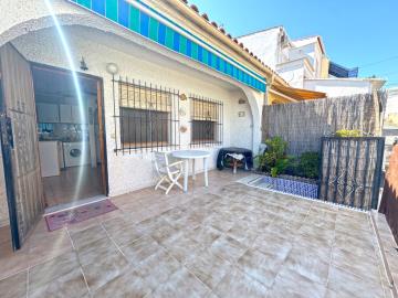 Terraced-property-for-sale-in-Alicante--3---Portals-
