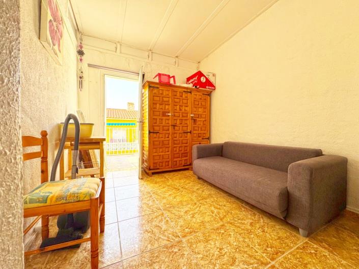 Image No.10-3 Bed Townhouse for sale