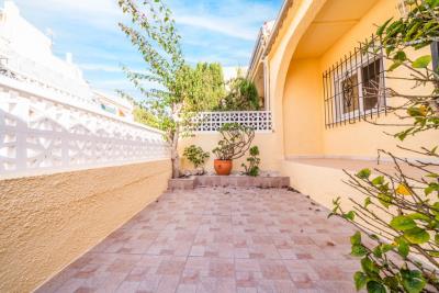 Property-for-sale-in-La-Marina--5---Portals-