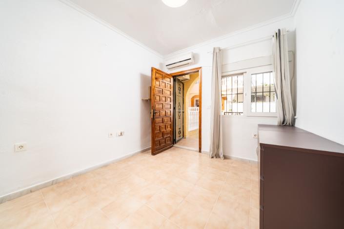 Image No.11-Maison de ville de 1 chambre à vendre à La Marina