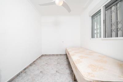 Property-for-sale-in-La-Marina--15---Portals-