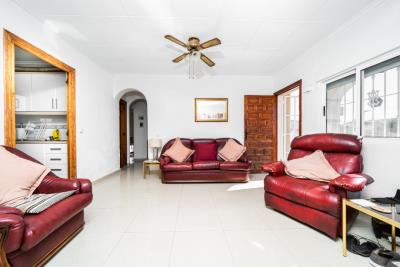Detached-Property-for-sale-in-La-Marina--13---Portals-