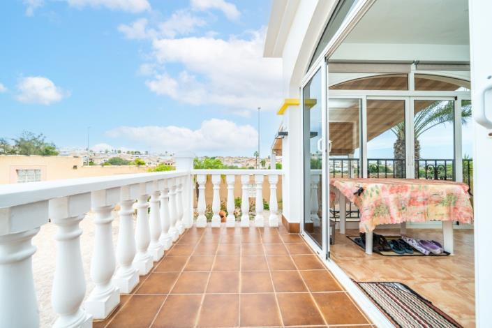 Image No.12-3 Bed Villa for sale