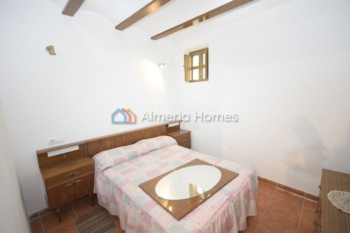 Image No.12-Maison de campagne de 6 chambres à vendre à Oria