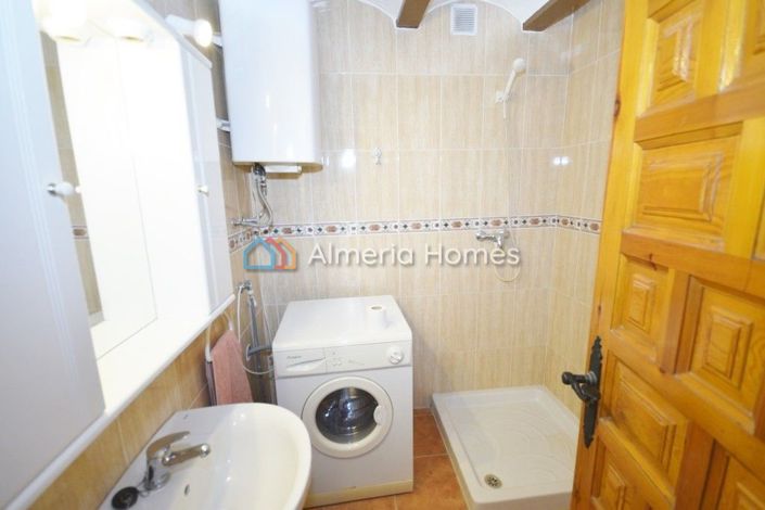 Image No.13-Maison de campagne de 6 chambres à vendre à Oria