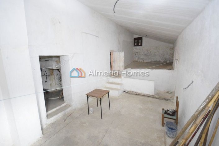 Image No.19-Maison de campagne de 6 chambres à vendre à Oria