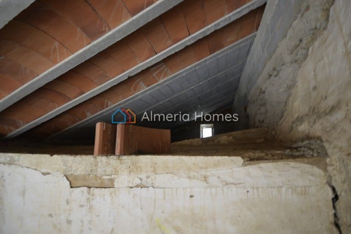 Image No.11-Maison de campagne de 10 chambres à vendre à Velez-Rubio