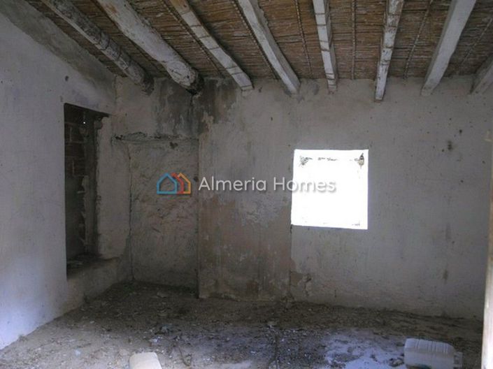 Image No.8-Maison de campagne de 4 chambres à vendre à Lubrín