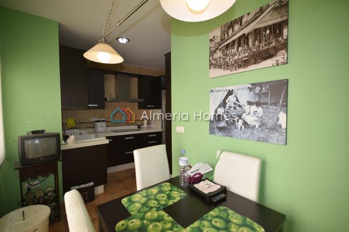 Image No.2-Appartement de 4 chambres à vendre à Zurgena