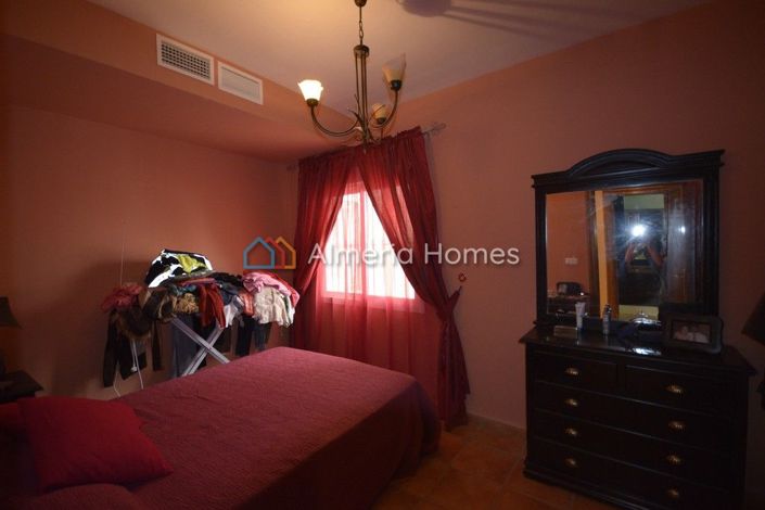 Image No.8-Appartement de 4 chambres à vendre à Zurgena