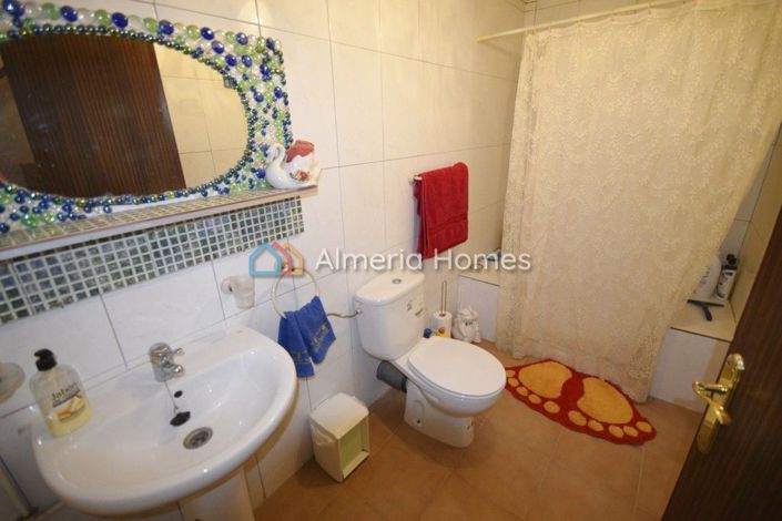 Image No.13-Maison de campagne de 6 chambres à vendre à Oria